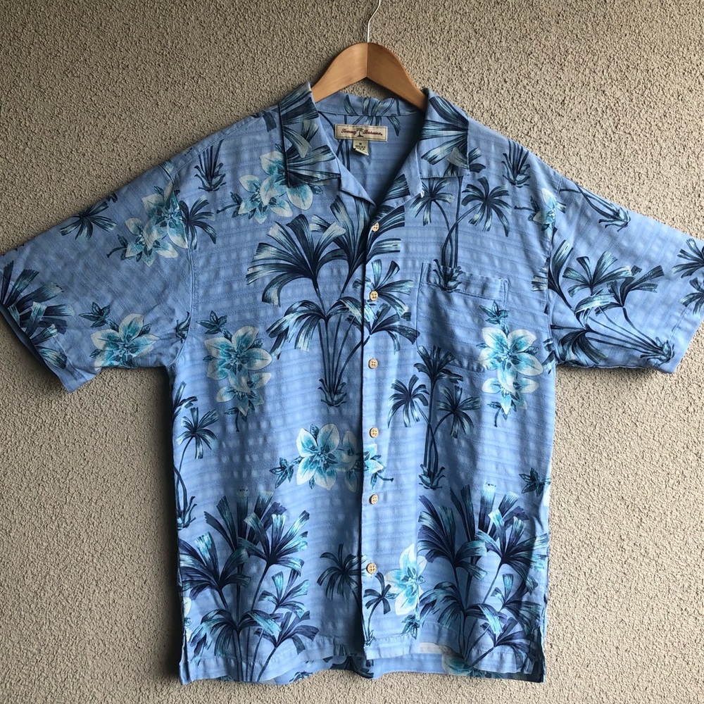 Tommy Bahama 100% Silk Aloha S/S Club Shirt